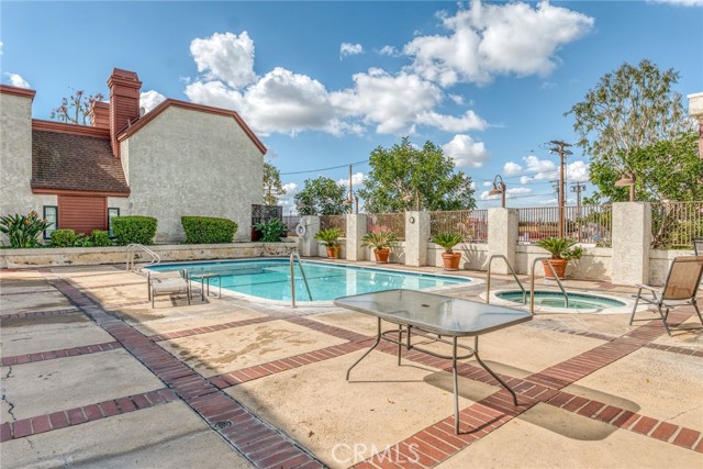 Detail Gallery Image 33 of 37 For 230 Bethany Rd #210,  Burbank,  CA 91504 - 2 Beds | 2 Baths