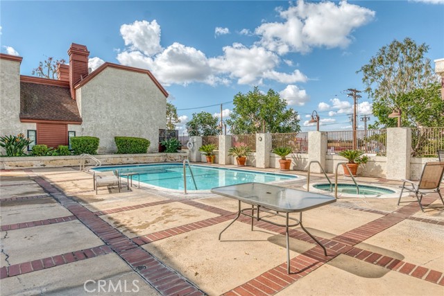 Detail Gallery Image 33 of 37 For 230 Bethany Rd #210,  Burbank,  CA 91504 - 2 Beds | 2 Baths