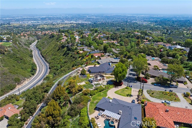 27691 Eastvale Road, Palos Verdes Peninsula CA: https://media.crmls.org/medias/122a6d45-e074-4f59-9541-21cf35126d6e.jpg