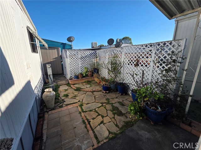 Detail Gallery Image 16 of 51 For 20806 Gridley Rd #52,  Lakewood,  CA 90715 - 2 Beds | 1 Baths