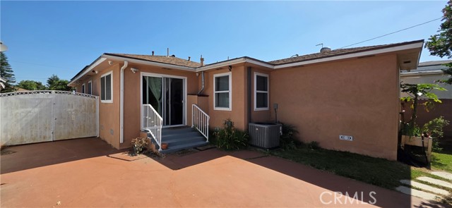 Detail Gallery Image 19 of 26 For 4870 W 130th St, Hawthorne,  CA 90250 - 3 Beds | 2 Baths