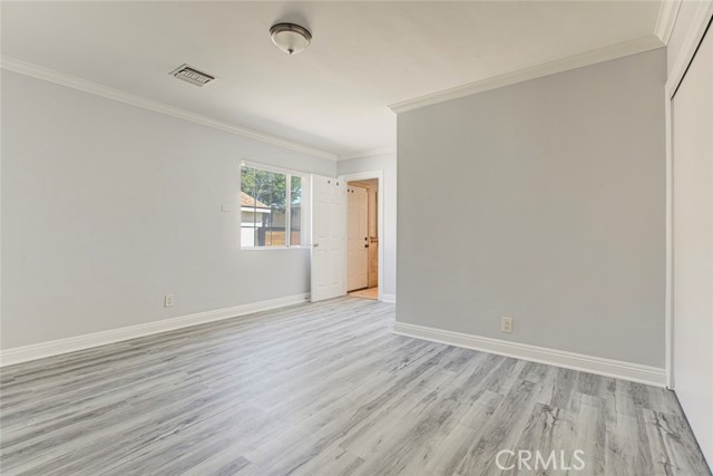 14537 Wyandotte photo 16