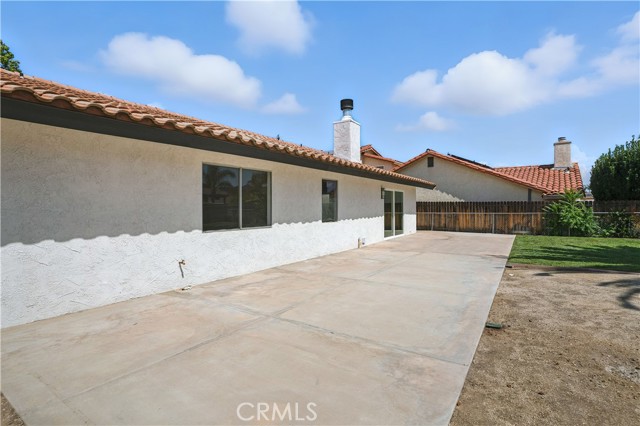 23825 N Canyon Lake Drive, Canyon Lake CA: https://media.crmls.org/medias/122d1a3e-2725-4c3e-865a-951c3f9c17b5.jpg