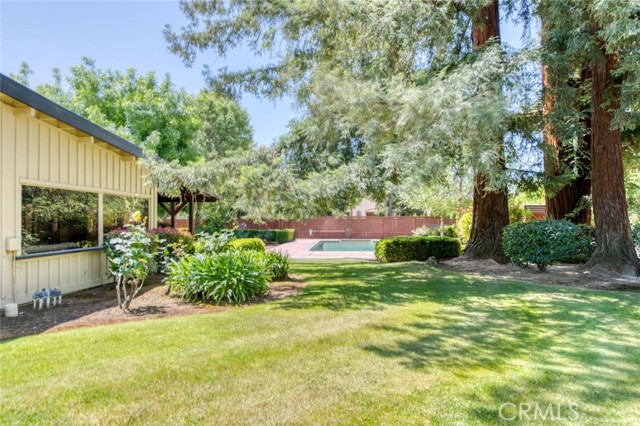 6641 N Van Ness Boulevard, Fresno CA: https://media.crmls.org/medias/122d5eec-2eb9-45bf-ab15-6ae00ac47ee6.jpg