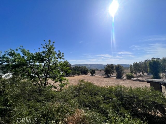 https://media.crmls.org/medias/122d9c6d-b7fb-4274-98a4-878f80073922.jpg?preset=X-Large