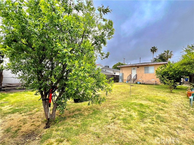 10545 Leolang Avenue photo 1