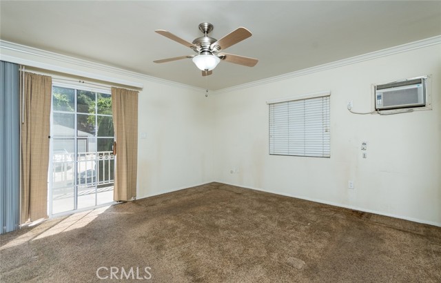 10109 Parr Avenue, Sunland CA: https://media.crmls.org/medias/122e07eb-3c4c-4dcd-a596-2d4b46f5c491.jpg