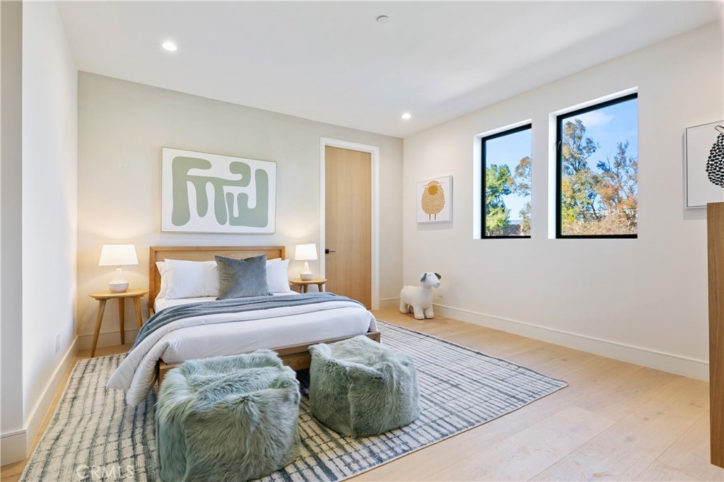 13944 Valleyheart DriveSherman Oaks img 16