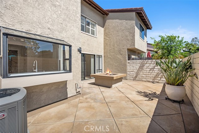 Detail Gallery Image 10 of 22 For 25716 Harbor Point Dr. #178,  Dana Point,  CA 92629 - 4 Beds | 3 Baths