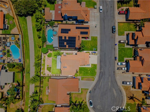 13674 Bennington Court, Fontana CA: https://media.crmls.org/medias/122f57ce-0a92-4c82-af95-a657614e6c82.jpg