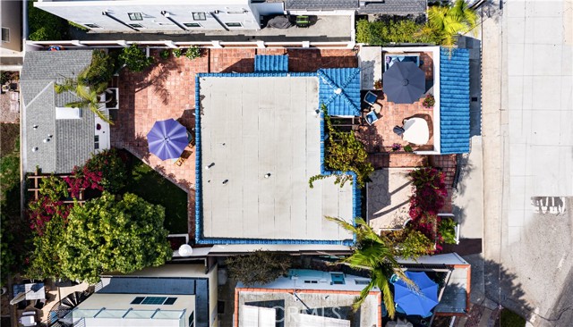 1236 3rd Street, Hermosa Beach, California 90254, 2 Bedrooms Bedrooms, ,2 BathroomsBathrooms,Residential,Sold,3rd,SB22195977