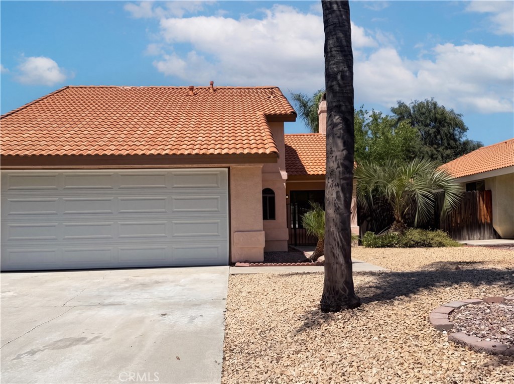 39823 Knollridge Drive