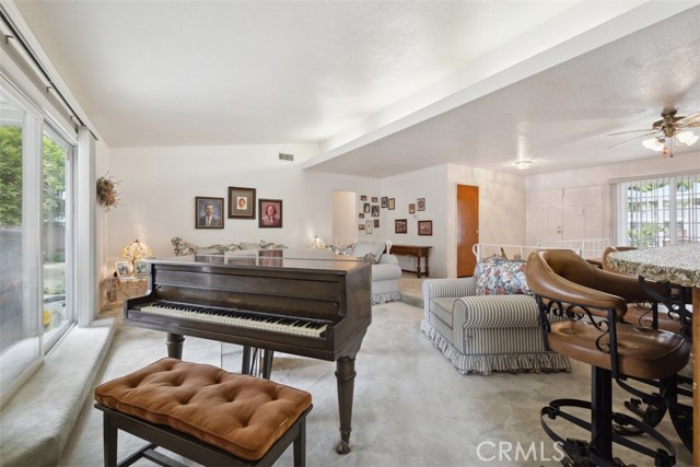 Detail Gallery Image 10 of 26 For 2983 Rosette St, Simi Valley,  CA 93065 - 4 Beds | 2 Baths