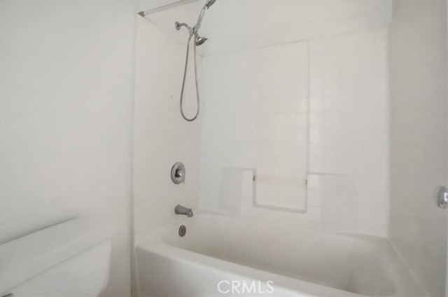 Detail Gallery Image 34 of 53 For 748 Navarro, Corona,  CA 92879 - 4 Beds | 3/1 Baths