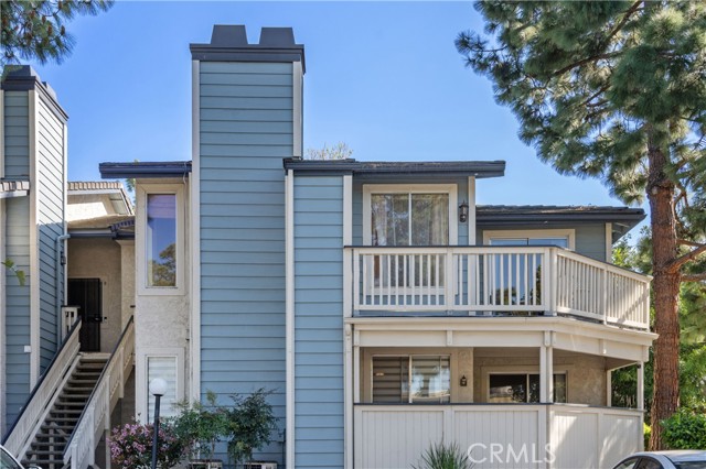 Detail Gallery Image 1 of 25 For 2486 Pleasant Way #B,  Thousand Oaks,  CA 91362 - 2 Beds | 1 Baths