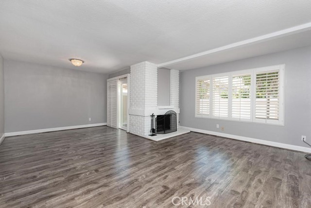 25181 Chestnutwood, Lake Forest CA: https://media.crmls.org/medias/1232252e-1489-4ead-b64d-f80d72027da6.jpg