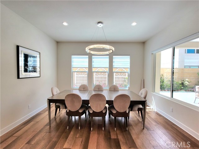 Detail Gallery Image 8 of 37 For 346 Sawbuck, Irvine,  CA 92618 - 5 Beds | 5/3 Baths
