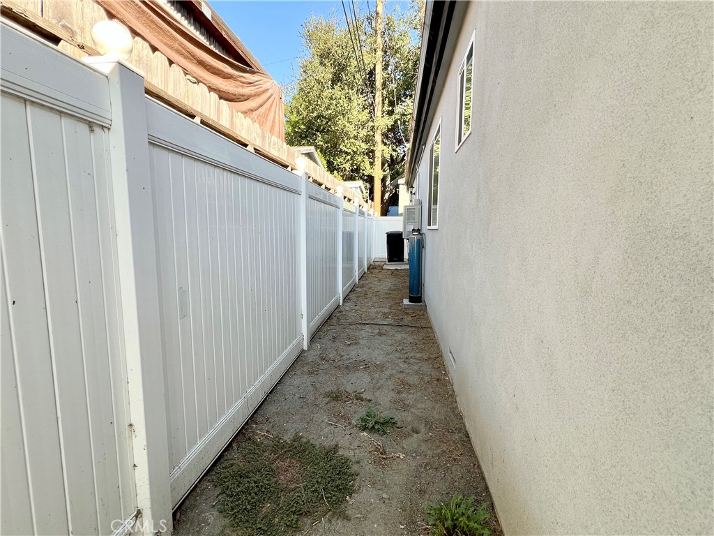 1232A6D1 7D4A 40D6 B648 54C134926505 1211 N Keystone Street, Burbank, Ca 91506 &Lt;Span Style='BackgroundColor:transparent;Padding:0Px;'&Gt; &Lt;Small&Gt; &Lt;I&Gt; &Lt;/I&Gt; &Lt;/Small&Gt;&Lt;/Span&Gt;