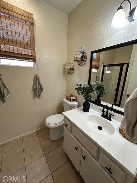 Detail Gallery Image 15 of 37 For 2221 Flash Ct, Perris,  CA 92571 - 5 Beds | 2/1 Baths