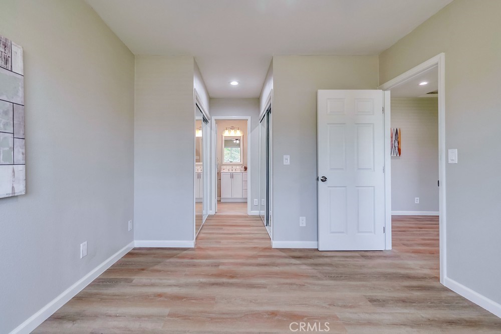 MLS #IV25254586 image #8