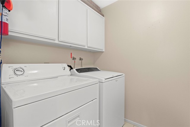 Detail Gallery Image 17 of 44 For 841 Sunstone St, Westlake Village,  CA 91362 - 3 Beds | 2/1 Baths