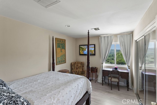 18380 Avenida Caleta, Murrieta CA: https://media.crmls.org/medias/1234d33c-9d20-4aa4-a411-a43e7002ae83.jpg