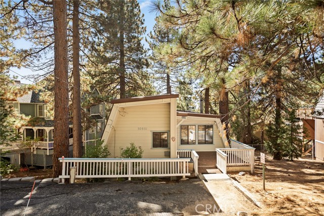 Image 1 of 34 For 30951 Glen Oak