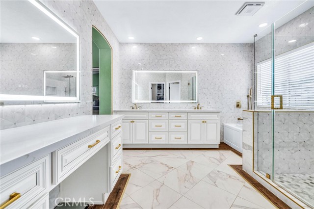 21551 Via Liago, Perris CA: https://media.crmls.org/medias/1235fb7e-2712-4148-b73f-ca5b205cc40f.jpg