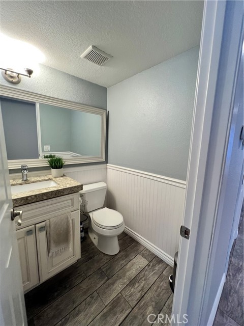Detail Gallery Image 10 of 14 For 25885 Trabuco Rd #93,  Lake Forest,  CA 92630 - 2 Beds | 1/1 Baths