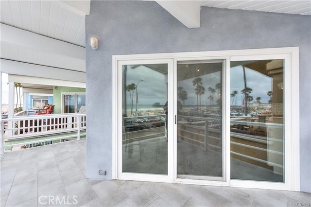 Detail Gallery Image 29 of 30 For 2206 W Oceanfront #B,  Newport Beach,  CA 92663 - 3 Beds | 2 Baths