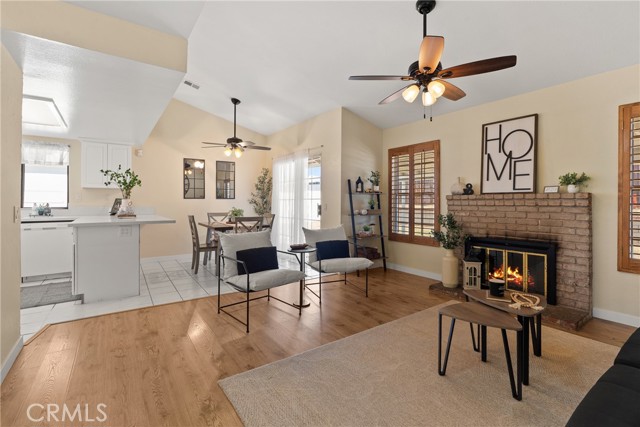 Detail Gallery Image 10 of 22 For 23143 Sweeney Dr, Moreno Valley,  CA 92553 - 3 Beds | 2 Baths