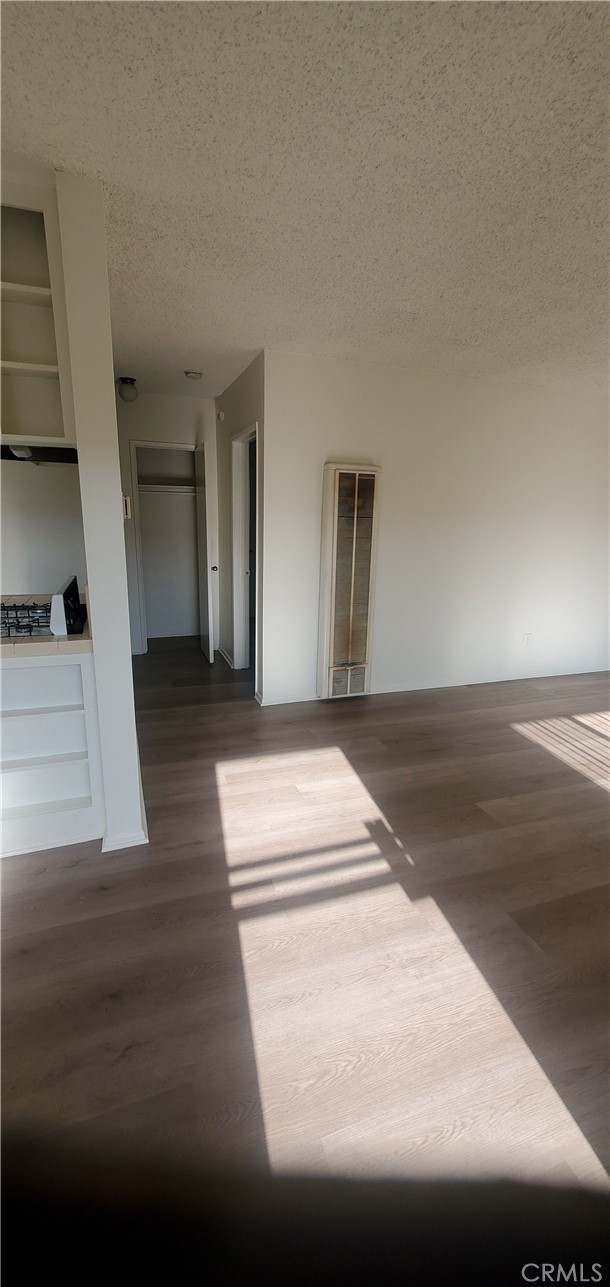 Detail Gallery Image 8 of 8 For 15815 Landmark Dr #6,  Whittier,  CA 90604 - 2 Beds | 1 Baths