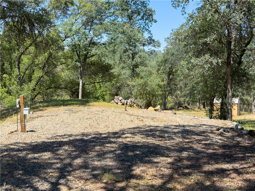 https://media.crmls.org/medias/123948ba-8b09-4af0-9f1d-c08808854ef8.jpg?preset=X-Large