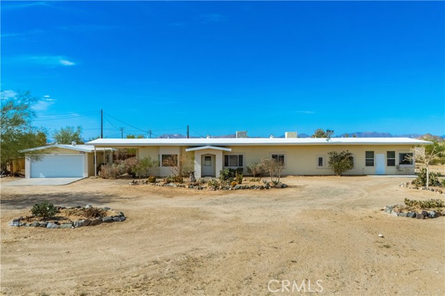 Detail Gallery Image 1 of 48 For 4435 Bullion Ave, Twentynine Palms,  CA 92277 - 4 Beds | 2/2 Baths