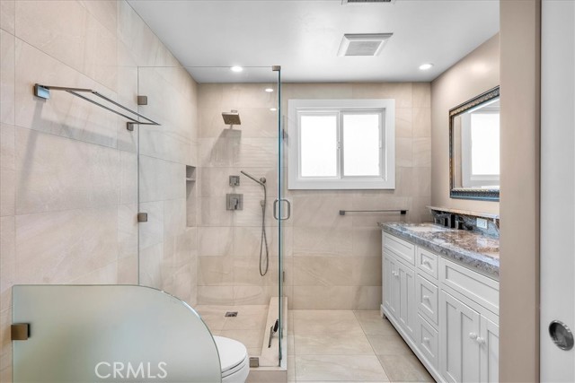 25 Aurora Drive, Rolling Hills Estates, California 90274, 4 Bedrooms Bedrooms, ,3 BathroomsBathrooms,Residential,Sold,Aurora,PV22148397