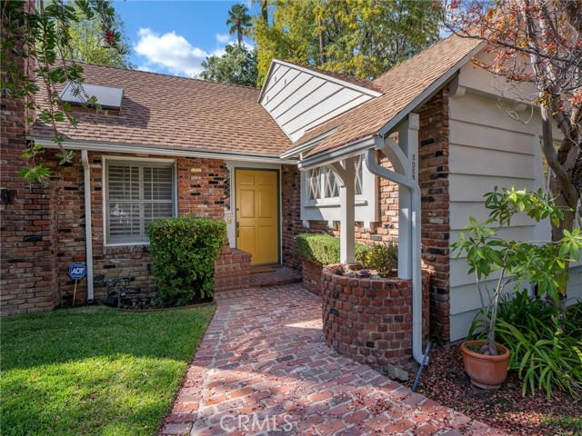 Detail Gallery Image 7 of 49 For 5053 Aldea Ave, Encino,  CA 91316 - 3 Beds | 2 Baths