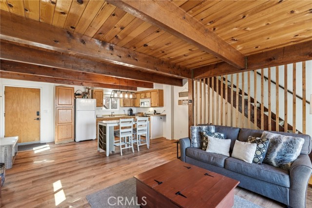 Detail Gallery Image 10 of 24 For 2409 Spring Oak Dr, Running Springs,  CA 92382 - 2 Beds | 2 Baths