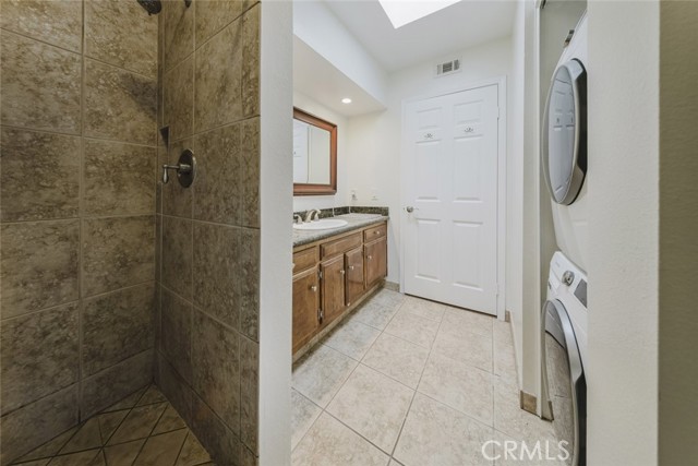 Detail Gallery Image 25 of 55 For 8601 Falmouth Ave #412,  Playa Del Rey,  CA 90293 - 2 Beds | 2 Baths