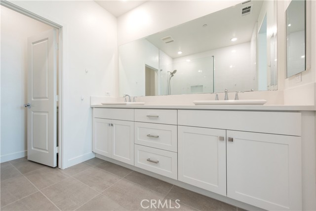 Detail Gallery Image 23 of 42 For 371 Bellver, Lake Forest,  CA 92630 - 3 Beds | 3/1 Baths