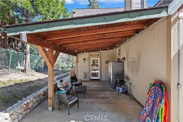 Detail Gallery Image 32 of 44 For 858 Grass Valley Rd, Lake Arrowhead,  CA 92352 - 4 Beds | 2/1 Baths