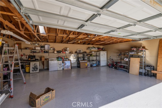 Detail Gallery Image 6 of 51 For 31212 Rabbit Springs Rd, Lucerne Valley,  CA 92356 - 3 Beds | 2 Baths