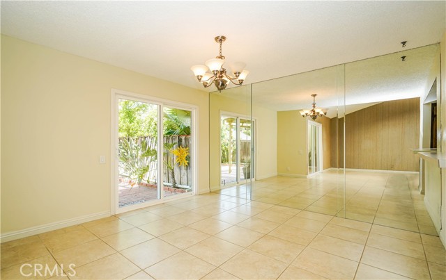 26005 Andrea Court, Mission Viejo CA: https://media.crmls.org/medias/123c1b7d-2965-44d7-8115-e1600cb121dd.jpg