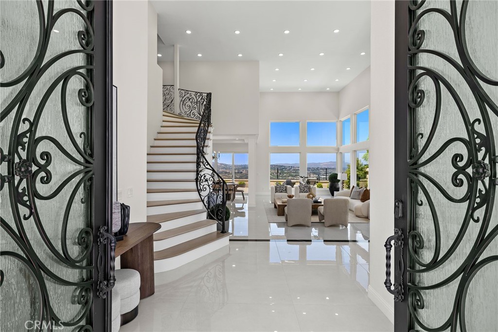 7 Sierra Vista