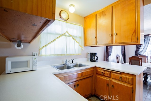 2405 Vail Avenue, Redondo Beach, California 90278, 3 Bedrooms Bedrooms, ,2 BathroomsBathrooms,Residential,Sold,Vail,DW23132215