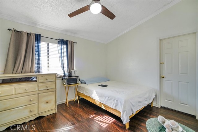 37913 53rd E Street, Palmdale CA: https://media.crmls.org/medias/123d3f0c-0716-44fe-a992-be285c69720b.jpg