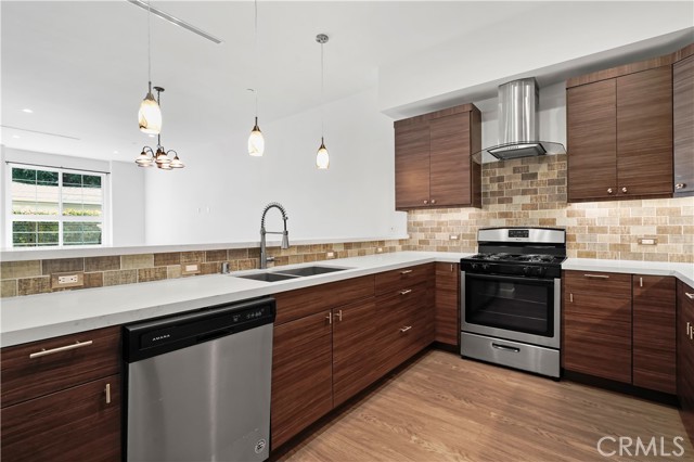 MLS #SR25198827 image #8