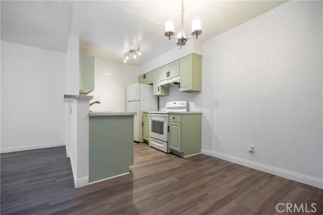 20234 Cantara Street, Winnetka CA: https://media.crmls.org/medias/123d99d0-5628-4343-96ed-74d9d86613ee.jpg