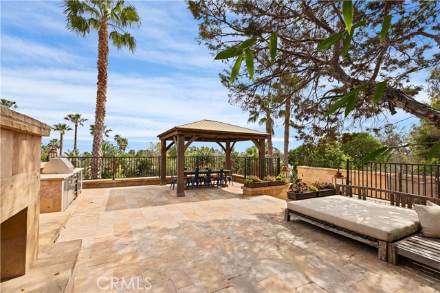 Detail Gallery Image 40 of 61 For 27409 Pacific Coast Hwy, Malibu,  CA 90265 - 4 Beds | 4 Baths