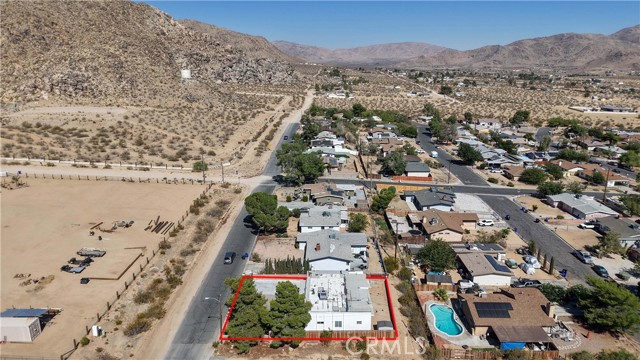 Detail Gallery Image 38 of 45 For 23859 South Rd, Apple Valley,  CA 92307 - 4 Beds | 2 Baths