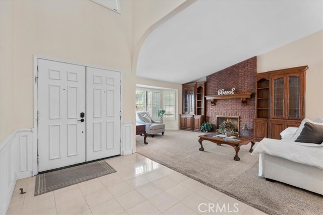 6641 Hawarden Drive, Riverside CA: https://media.crmls.org/medias/123f0739-8d2e-4241-aa92-e1b1f8b593cc.jpg